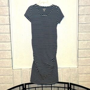 Isabel maternity, blue and white striped short sleeved dress size medium